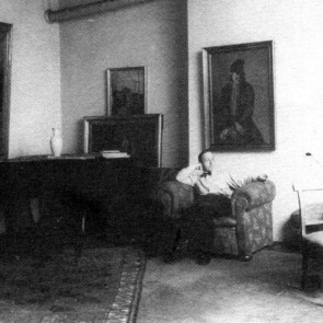 Der Maler in der Münchner Wohnung