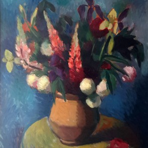 WV-Nr. 0482 (S) | Blumenstrauß in bauchiger Vase auf rundem Tisch